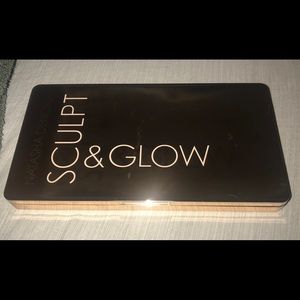 NATASHA DENONA Sculpt & Glow Palette